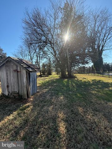 564 FRONT ST, Houston, DE 19954