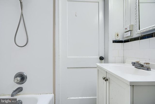 1431 MEDFIELD AVE, Baltimore, MD 21211