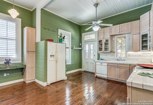 117 W Woodlawn, San Antonio, TX 78212