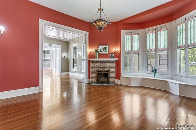 117 W Woodlawn, San Antonio, TX 78212