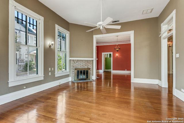 117 W Woodlawn, San Antonio, TX 78212