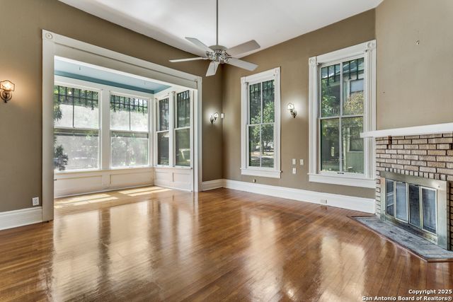 117 W Woodlawn, San Antonio, TX 78212