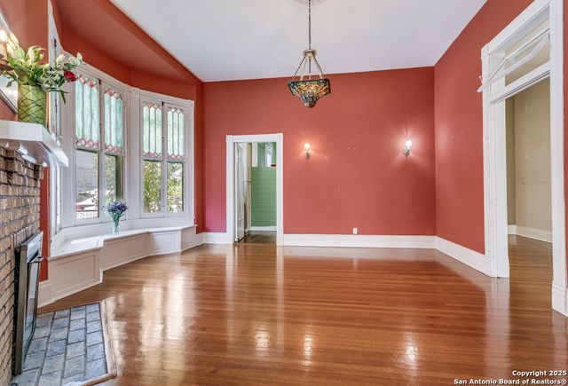 117 W Woodlawn, San Antonio, TX 78212