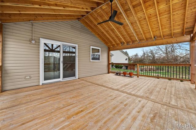 17 AUGUSTA Court, Maryville, IL 62062