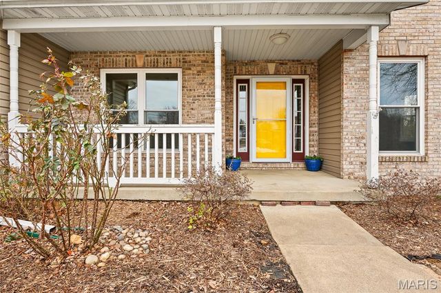 17 AUGUSTA Court, Maryville, IL 62062