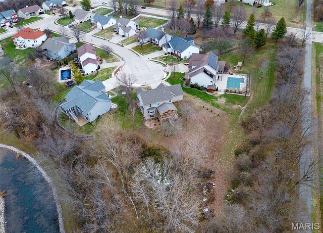 17 AUGUSTA Court, Maryville, IL 62062