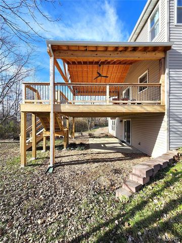 17 AUGUSTA Court, Maryville, IL 62062