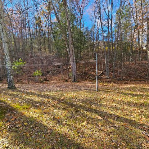 1555 W River Road, Dummerston, VT 05301