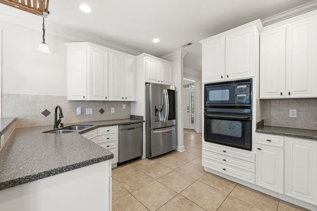 552 Walcott Dr., Myrtle Beach, SC 29579