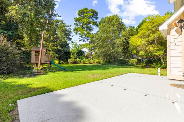 552 Walcott Dr., Myrtle Beach, SC 29579