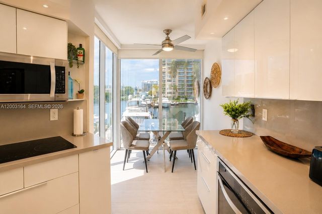 3370 Hidden Bay Drive 213, Aventura, FL 33180