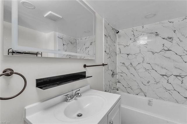 320 Mary ST, Hampton, VA 23664