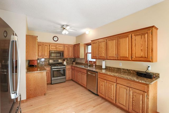 10227 Hanson Boulevard NW, Coon Rapids, MN 55433