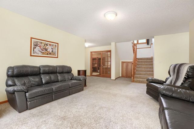 10227 Hanson Boulevard NW, Coon Rapids, MN 55433