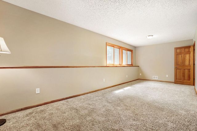 10227 Hanson Boulevard NW, Coon Rapids, MN 55433
