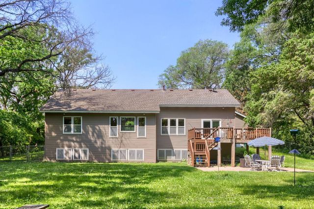 10227 Hanson Boulevard NW, Coon Rapids, MN 55433