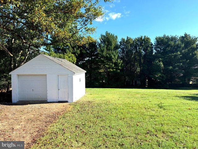 11227 TIDEWATER TRL, Fredericksburg, VA 22408