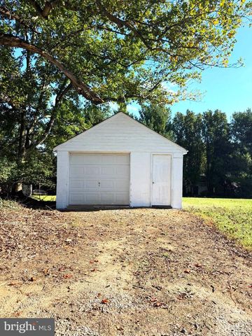 11227 TIDEWATER TRL, Fredericksburg, VA 22408