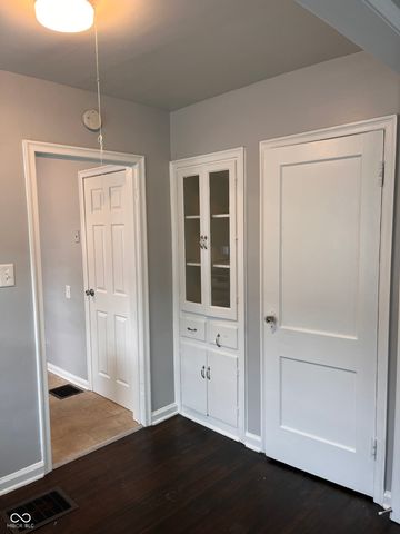 4842 Hillside Avenue, Indianapolis, IN 46205