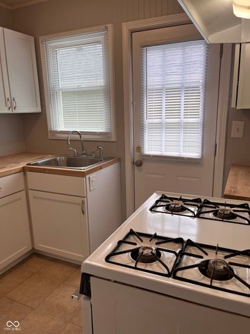 4842 Hillside Avenue, Indianapolis, IN 46205