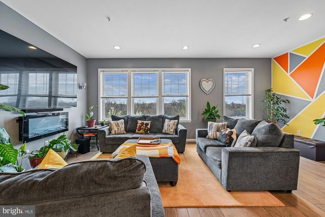 2382 ELVANS RD SE, Washington, DC 20020