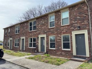 409 E Grundy St Apt 4, Tullahoma, TN 37388