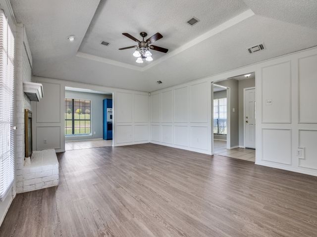 1228 Cliff Trail, Desoto, TX 75115