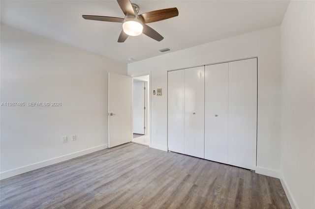 8352 Dundee Ter, Miami Lakes, FL 33016