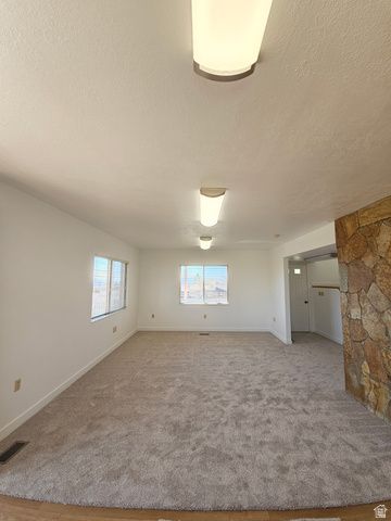 3186 N 425 E, North Ogden, UT 84414