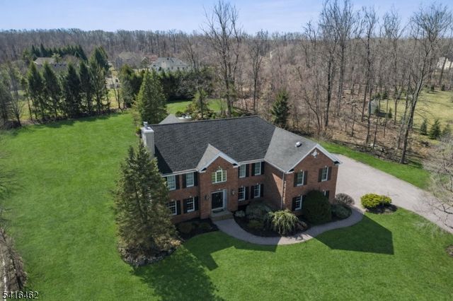 12 Quail Run, Randolph Twp., NJ 07869