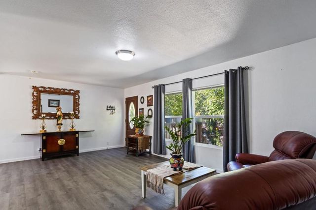 37200 Nason Road, Carmel Valley, CA 93924