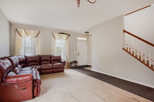 1607 Mountain Ridge Pass, Plainfield, IL 60586