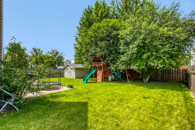 1607 Mountain Ridge Pass, Plainfield, IL 60586
