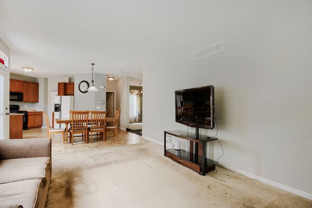 1607 Mountain Ridge Pass, Plainfield, IL 60586