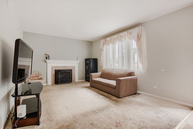 1607 Mountain Ridge Pass, Plainfield, IL 60586
