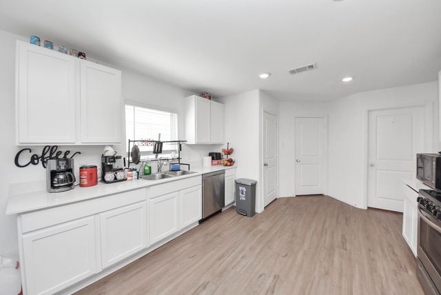 19639 Rupetti Drive, New Caney, TX 77357