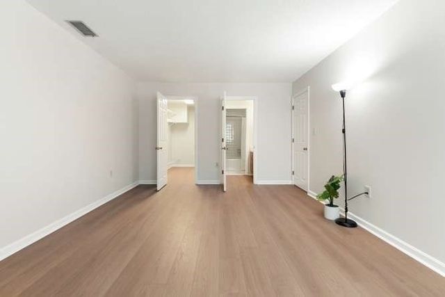 666 Main 211, Winchester, MA 01890