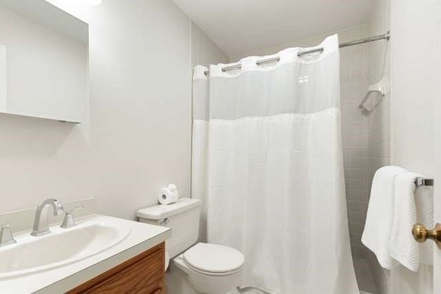 666 Main 211, Winchester, MA 01890