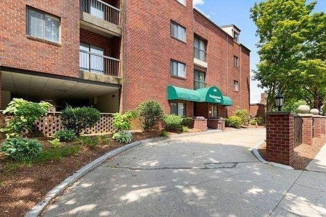 666 Main 211, Winchester, MA 01890