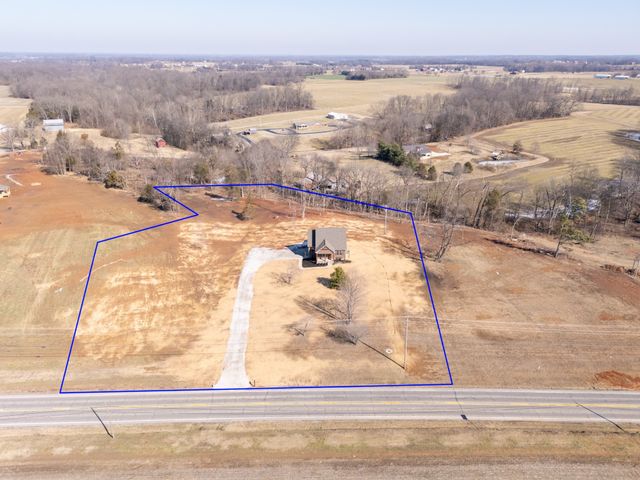 6841 Highway 41, N, Cedar Hill, TN 37032