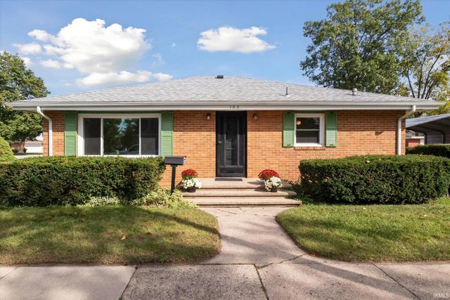 102 Downey Avenue, Mishawaka, IN 46544