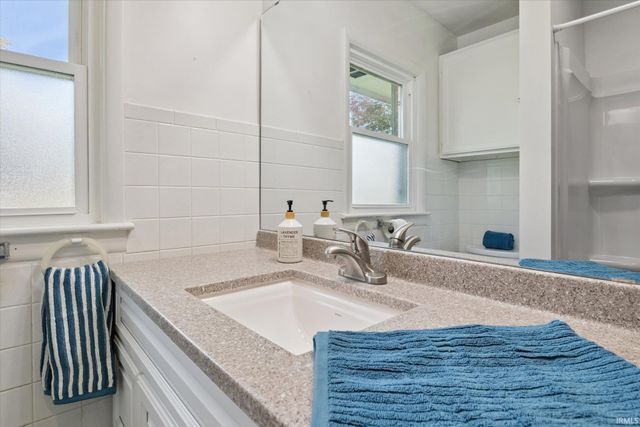 102 Downey Avenue, Mishawaka, IN 46544