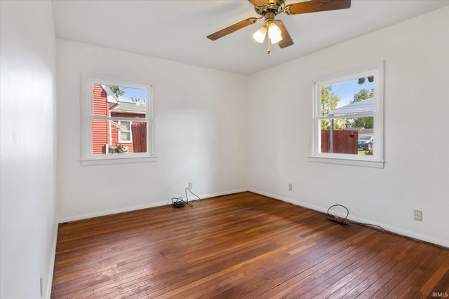 102 Downey Avenue, Mishawaka, IN 46544