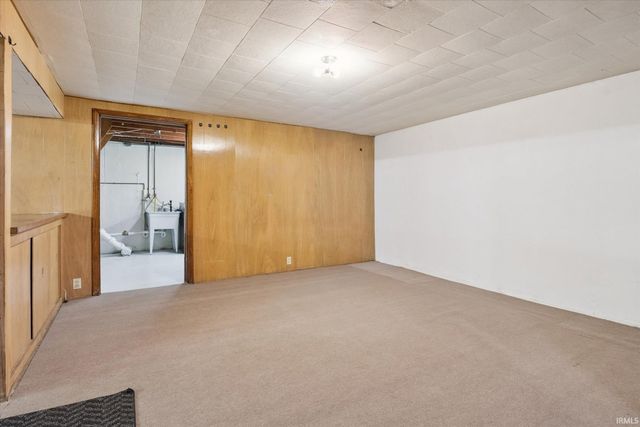 102 Downey Avenue, Mishawaka, IN 46544