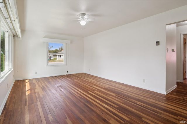 102 Downey Avenue, Mishawaka, IN 46544