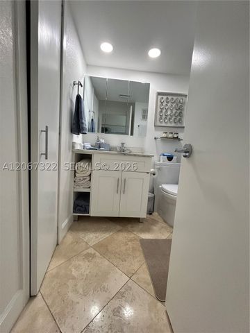 1535 SE 15th St 301, Fort Lauderdale, FL 33316