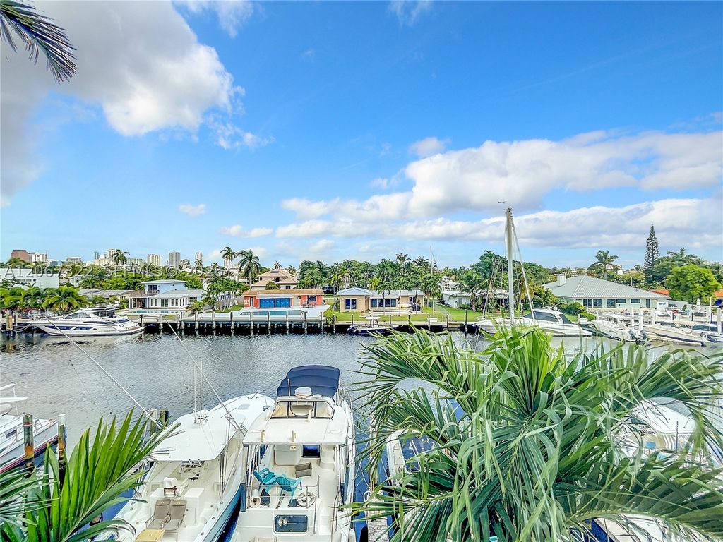1535 SE 15th St 301, Fort Lauderdale, FL 33316