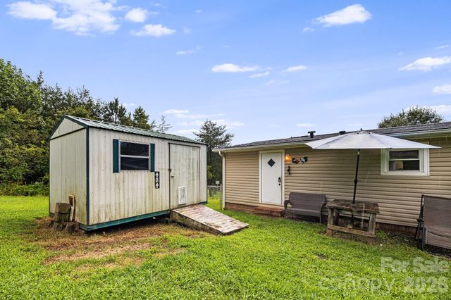 2490 Painters Gap Road, Union Mills, NC 28167
