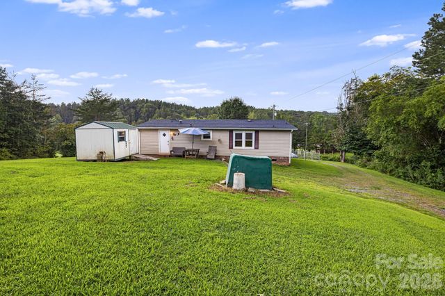 2490 Painters Gap Road, Union Mills, NC 28167