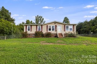 2490 Painters Gap Road, Union Mills, NC 28167